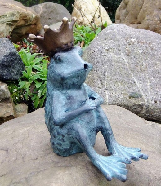 Froschkönig-Bronzefigur